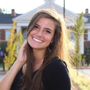 Meet your Posher, Abigail